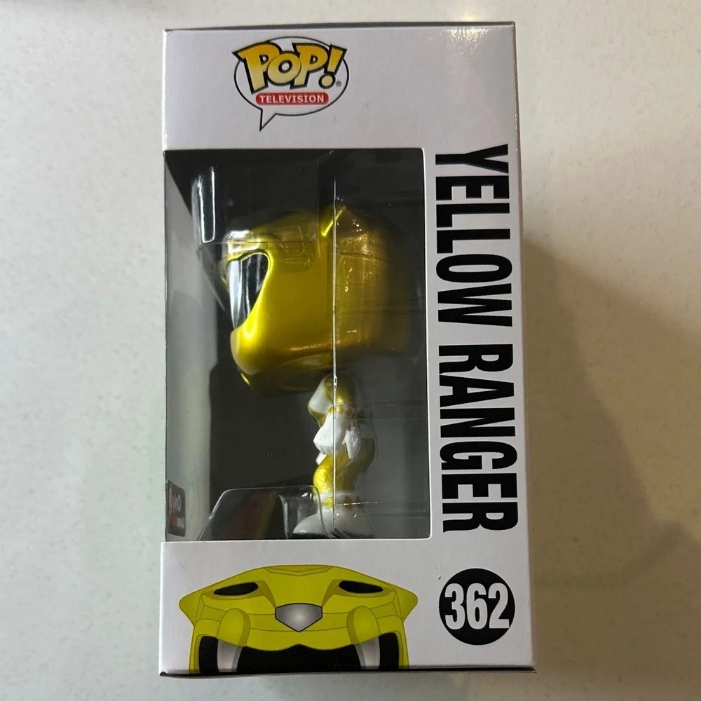 Funko Pop Yellow Ranger #362 Power Rangers GameStop Exclusive - Picture 4 of 7